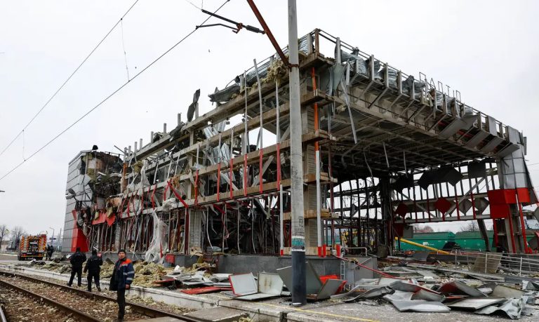 Ataque russo provoca apagões e danos em infraestrutura da Ucrânia