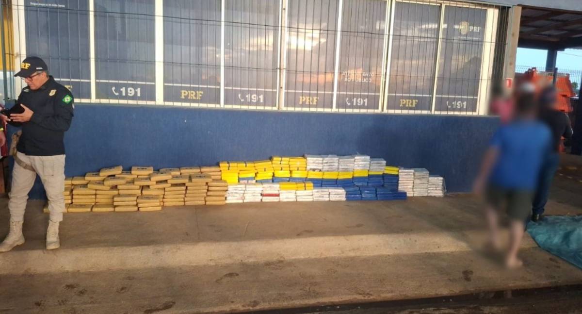 Ação conjunta da PM e PRF apreende mais de 338 kg de drogas