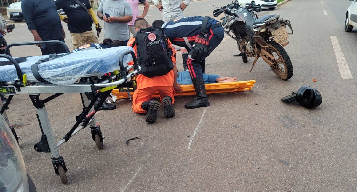 Acidente grave na Avenida Imigrantes deixa motociclista em estado crítico