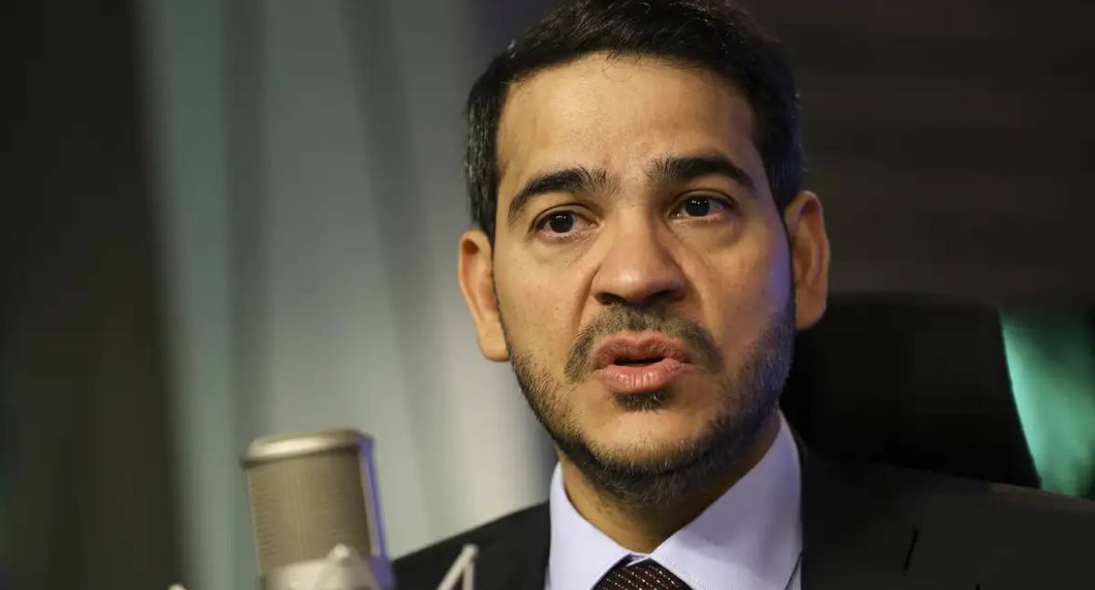 AGU pede reconsideração a Gilmar Mendes sobre Impeachment de Ministros