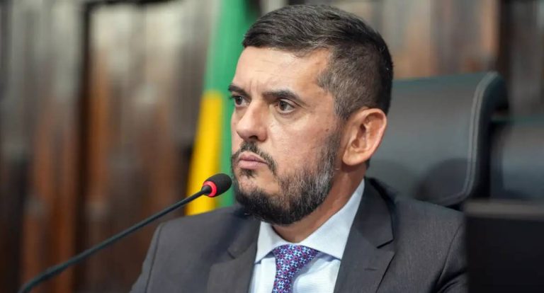 Alerj adia reunião da CCJ para analisar prisão do deputado Rodrigo Bacellar