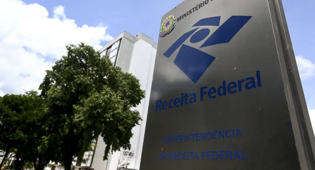 Arrecadação federal atinge recorde de 226,75 bilhões em novembro