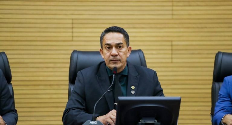 Assembleia aprova lei que autoriza spray de pimenta para mulheres