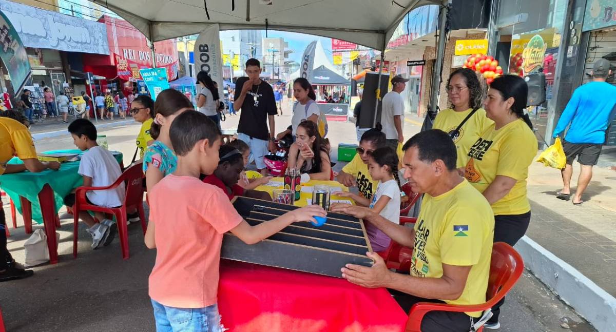 Atividades educativas do Detran são promovidas em centro comercial de Porto Velho