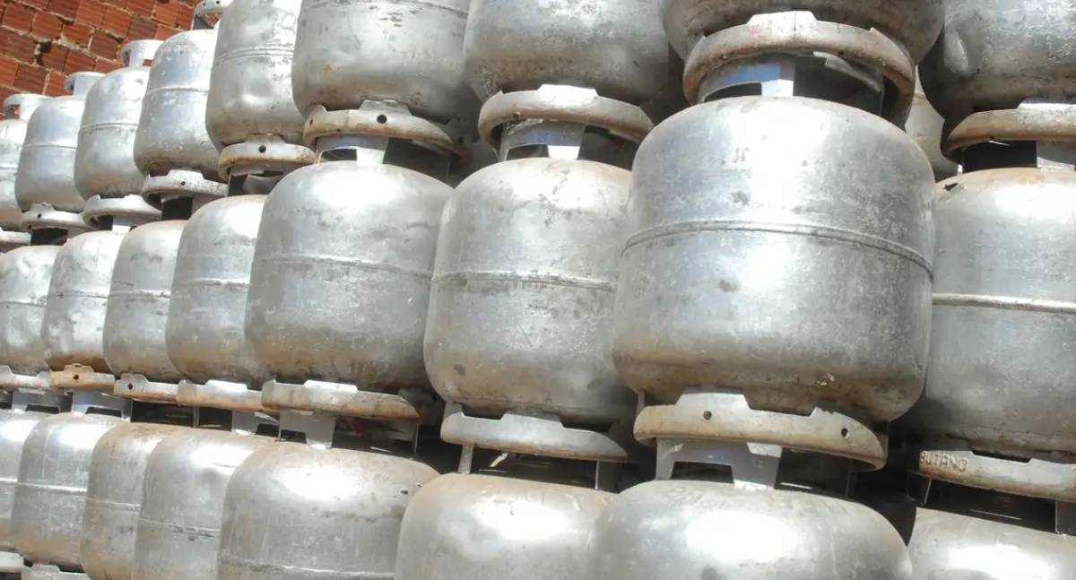 Auxílio Gás de 110 reais é pago a beneficiários com NIS final 6