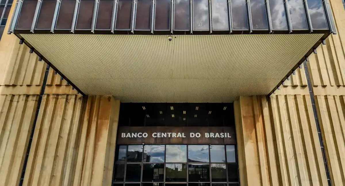 Banco Central mantém Taxa Selic em 15% ao ano pela quarta vez seguida