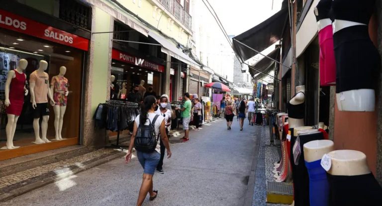 Banco do Brasil oferece microcrédito a famílias do CadÚnico