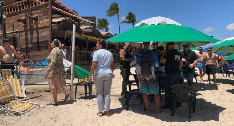 Barraca é interditada após agressão a turistas em Porto de Galinhas