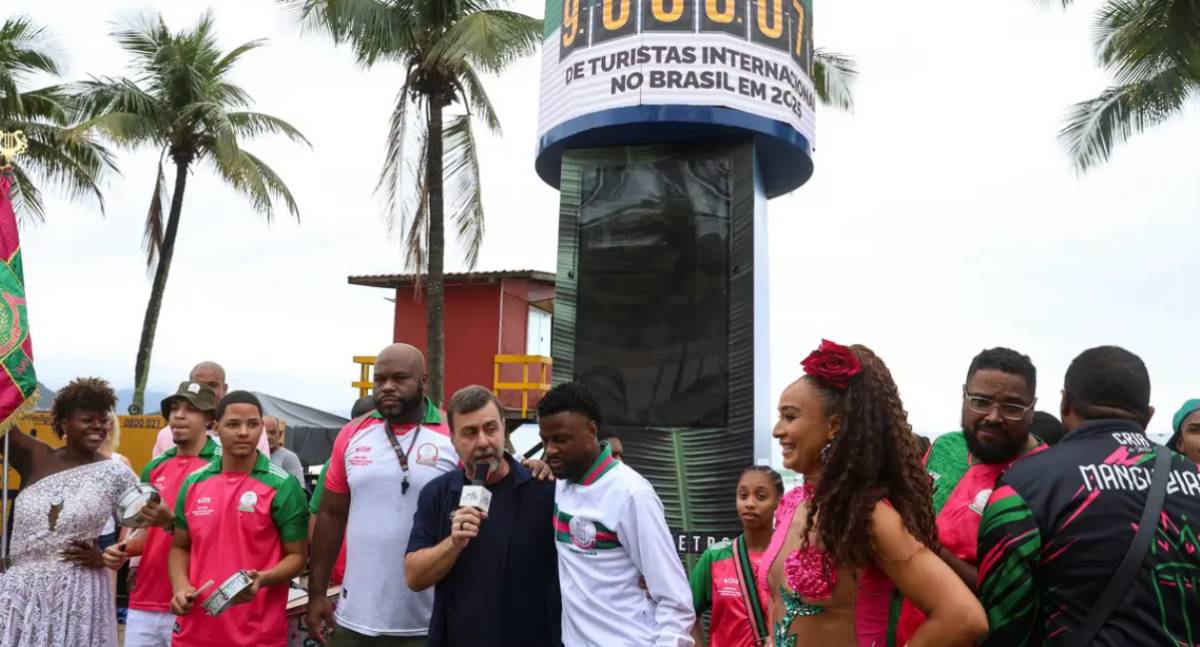 Brasil atinge recorde histórico de 9 milhões de turistas estrangeiros em 2025