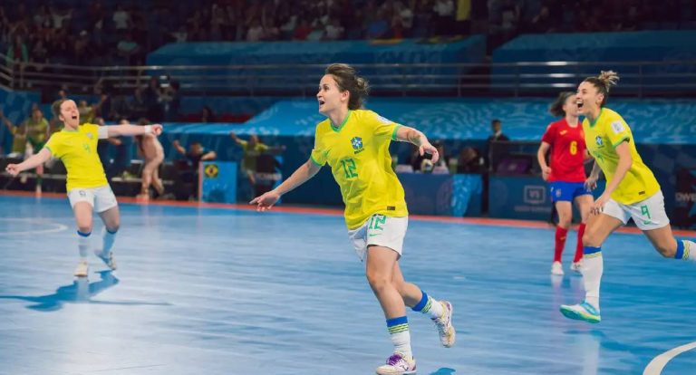 Brasil vence a Espanha por 4 a 1 e avança à final da Copa do Mundo de Futsal Feminino