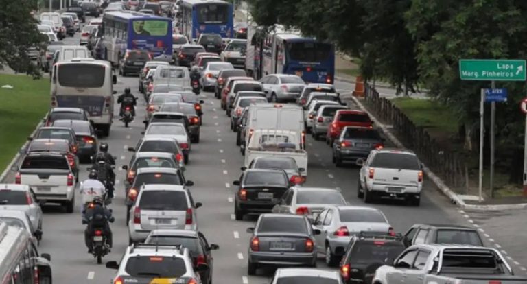 Câmara aprova isenção de IPVA para veículos com 20 anos ou mais