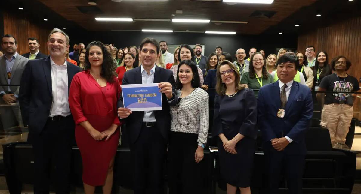 Campanha em aeroportos combate violência contra a mulher