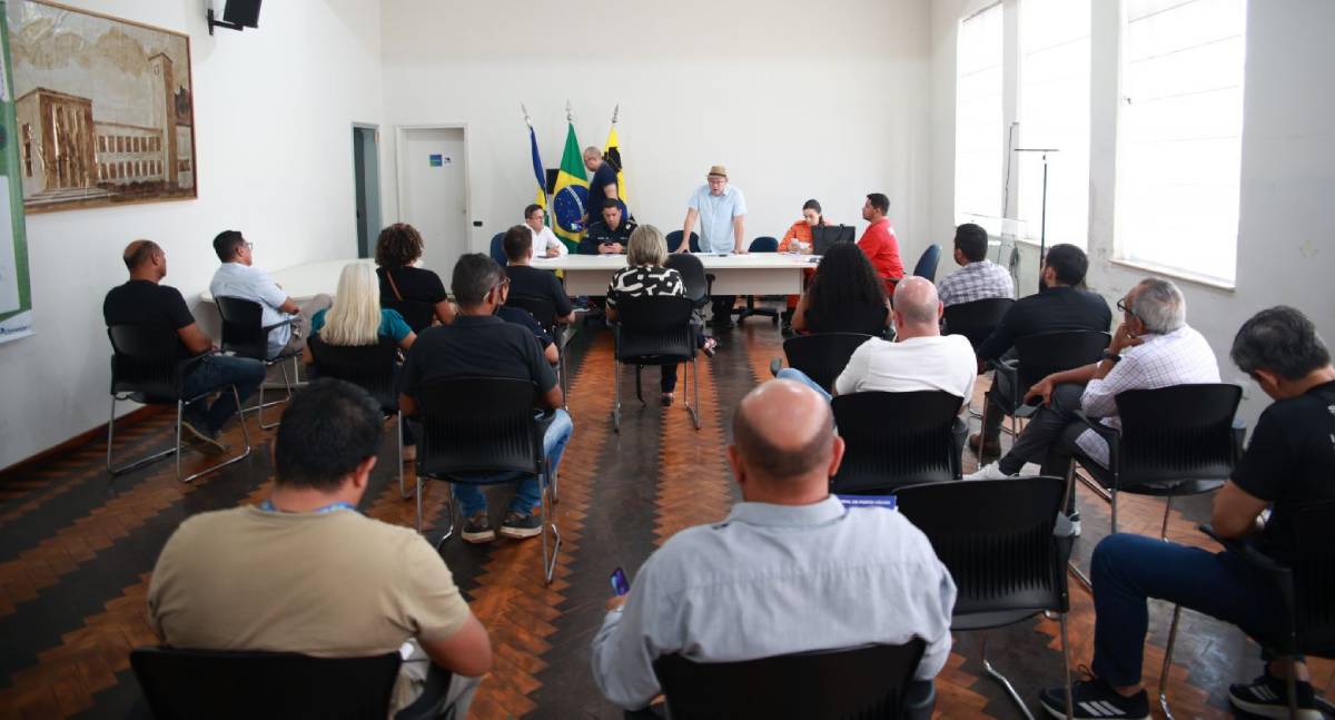 Carnaval 2026 tem últimos ajustes definidos em reunião no Prédio do Relógio