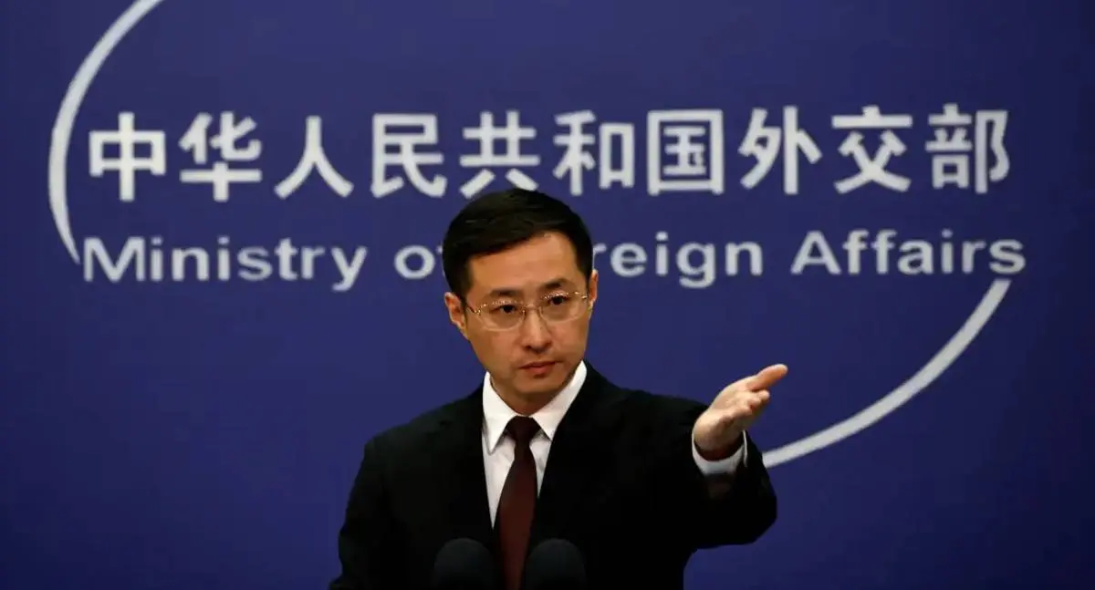 China classifica interceptação de navios pelos Estados Unidos como violação grave