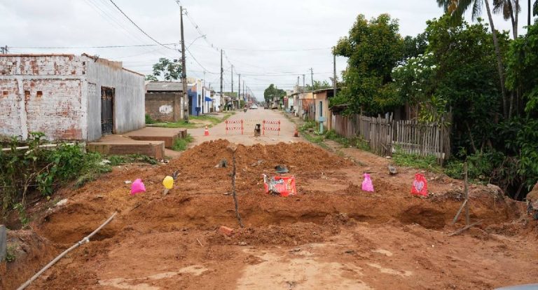 Chuvas intensas reforçam alerta em áreas de obras na cidade