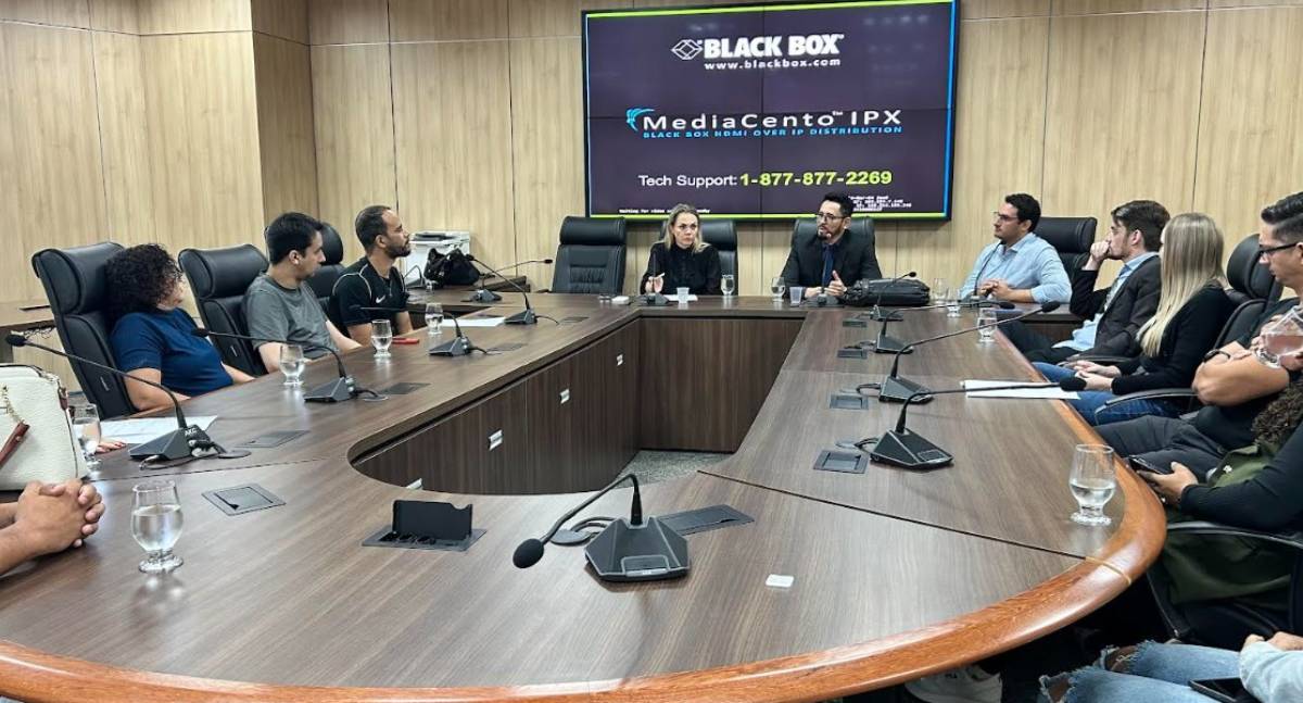 Cláudia de Jesus articula com Sesdec o chamamento de aprovados da Polícia Civil de 2022