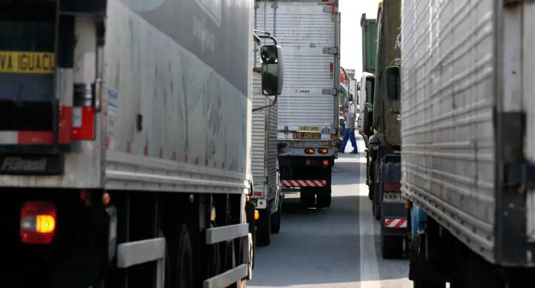 CMN regulamenta crédito de R$ 6 bilhões para caminhões