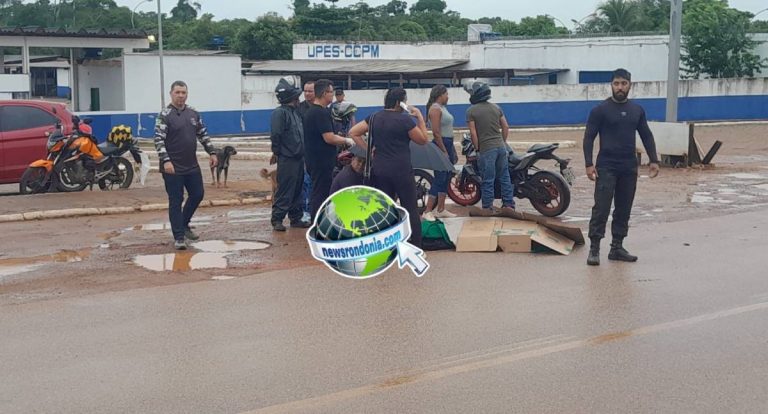 Colisão entre motocicletas deixa feridos na Estrada da Penal