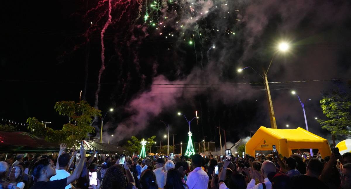 Com menos barulho, queima de fogos segue normas rígidas