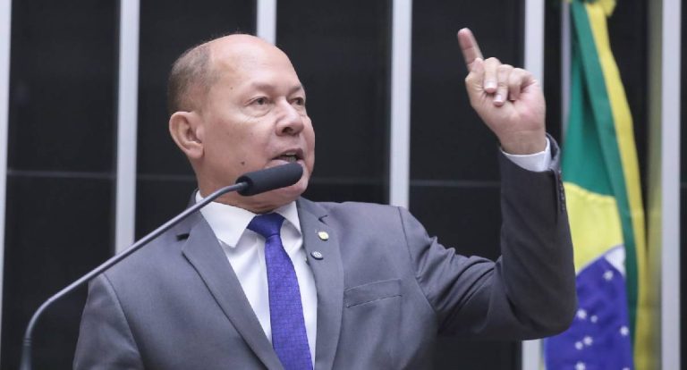 Comissão aprova projeto de Coronel Chrisóstomo que incentiva tecnologias avançadas na reabilitação de pessoas com deficiência