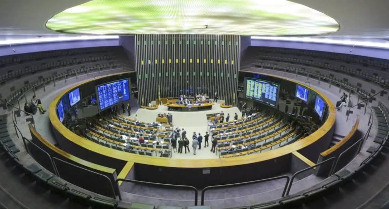 Congresso adia votação do Orçamento de 2026 para esta sexta-feira
