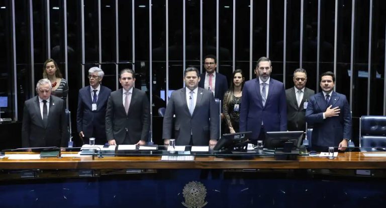 Congresso aprova Orçamento de 2026 com R$ 6,5 trilhões em despesas