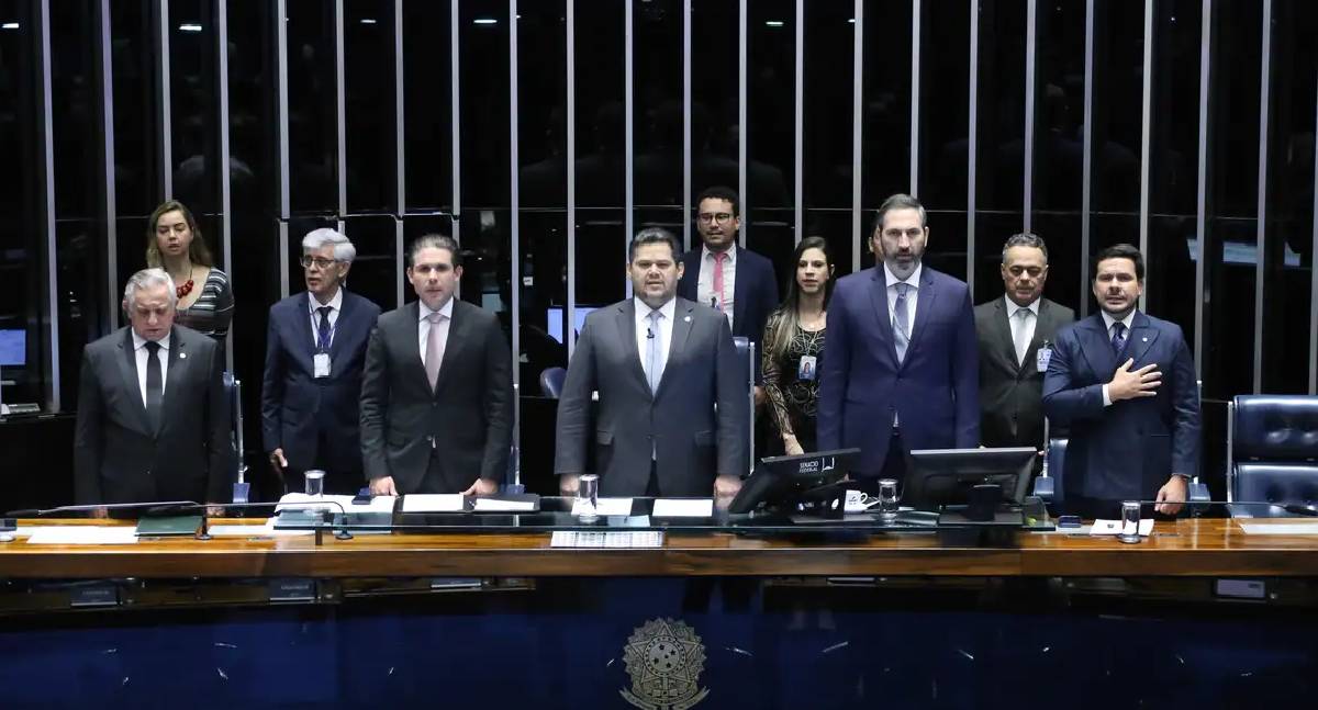 Congresso aprova Orçamento de 2026 com R$ 6,5 trilhões em despesas