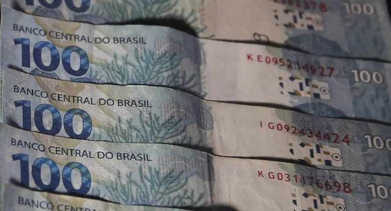 Contas públicas fecham novembro com déficit de R$ 14,4 bilhões