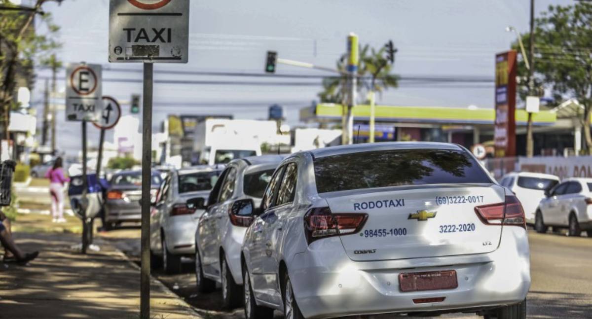 Decreto amplia vida útil dos táxis em Porto Velho