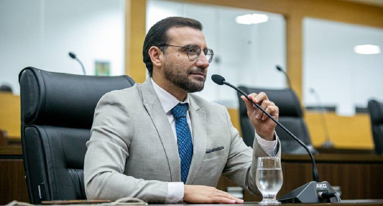 Deputado Ribeiro do Sinpol propõe Educação Integral para Escola Maria de Nazaré