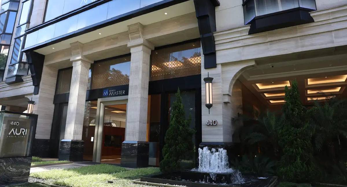 Dono do Banco Master e ex-presidente do BRB depõem à PF nesta terça