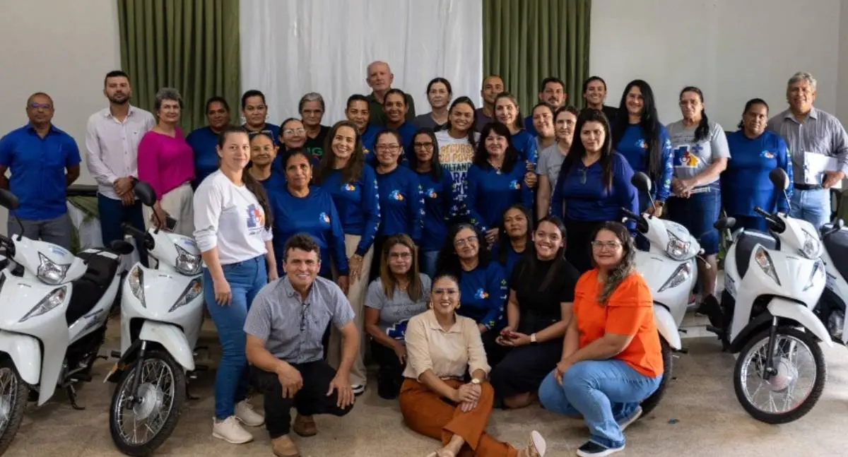 Dra Taíssa visita Alto Paraíso e elogia decoração natalina