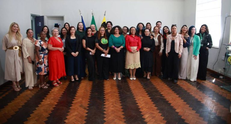 Em dia histórico, mulheres tomam posse no novo Conselho Municipal