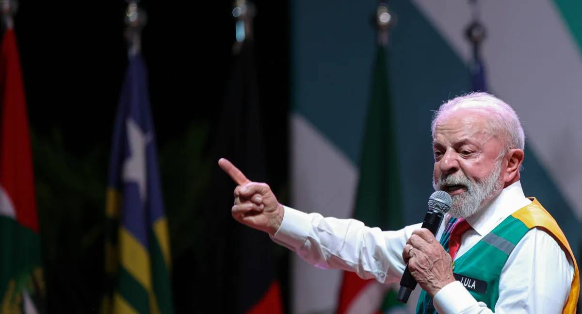 Em tom de campanha, Lula reforça discurso contra feminicídios em evento nacional