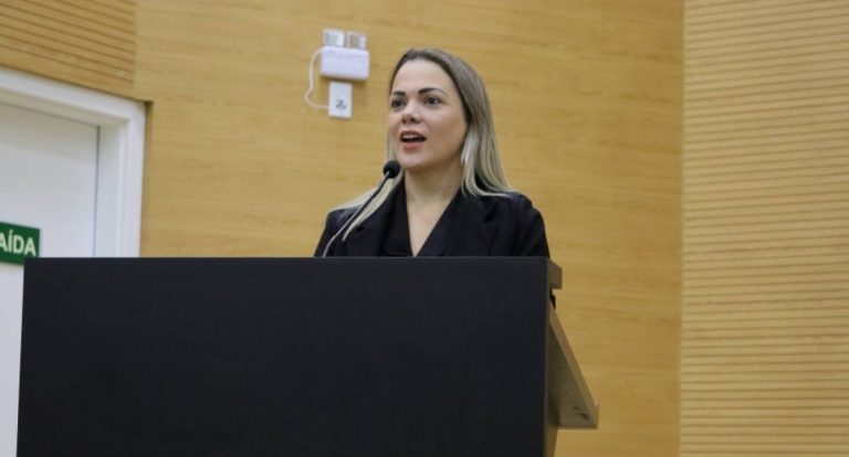 Emenda de Cláudia de Jesus garante R$ 426 mil para caminhão da agricultura familiar em Ji-Paraná