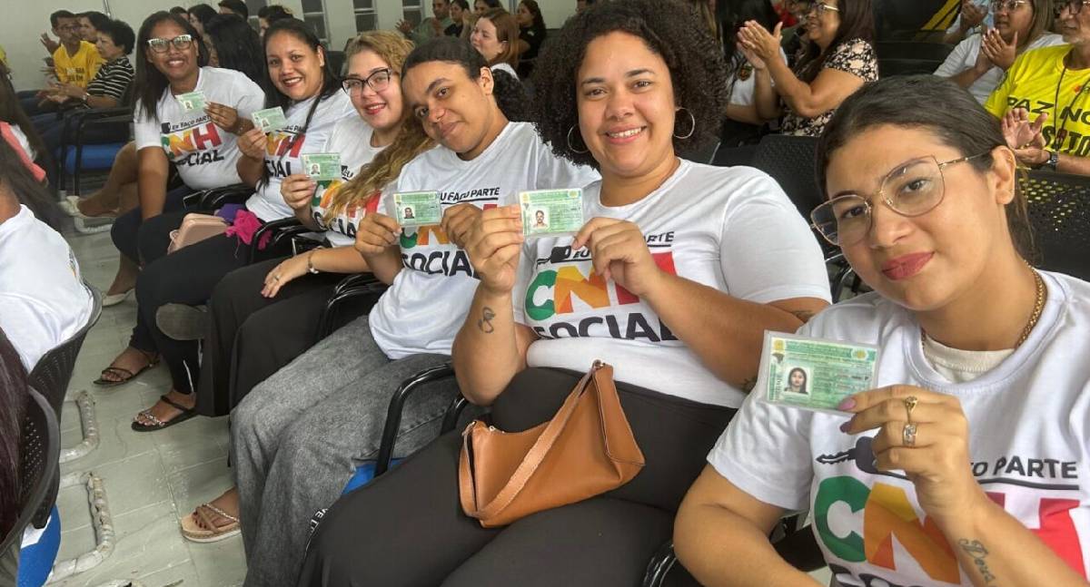 Entrega da CNH Social é marcada por emoção em Rondônia