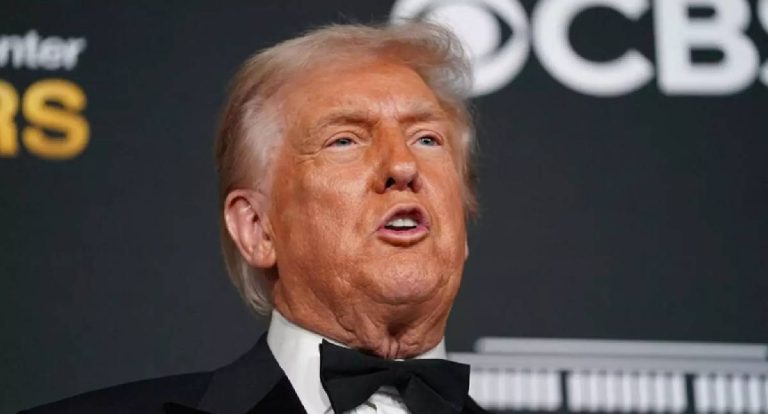 EUA adiam tarifas contra chips chineses para 2027