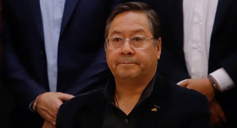 Ex-presidente da Bolívia Luis Arce é detido para depor sobre suposto desvio de dinheiro