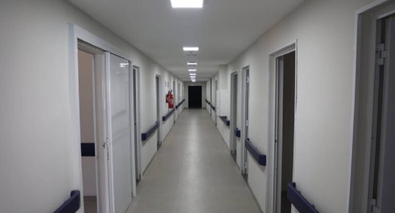 Governo de RO entrega Clínica Cardiovascular e Centro Obstétrico revitalizados no Hospital de Base