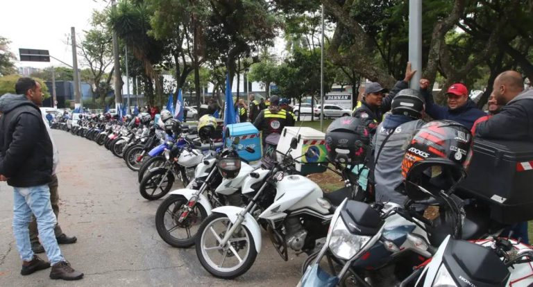 Governo federal cria grupo de trabalho para debater direitos de entregadores por app