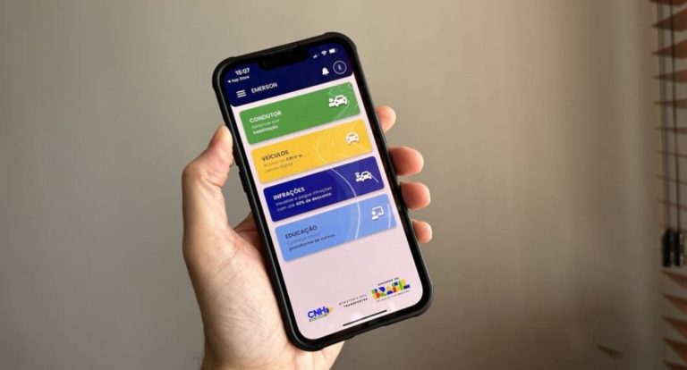 Governo renova app da CNH para baratear obtenção do documento