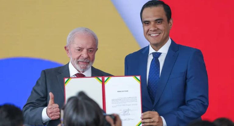 Gustavo Feliciano assume Ministério do Turismo com foco em inclusão social