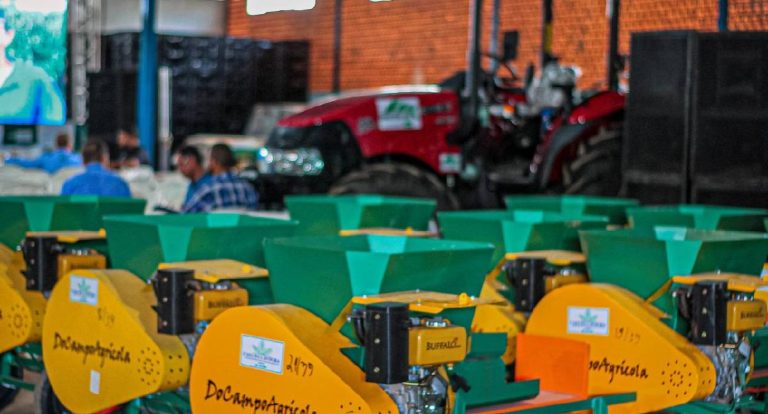 Investimentos impulsionam obras, logística e agricultura familiar em Rondônia