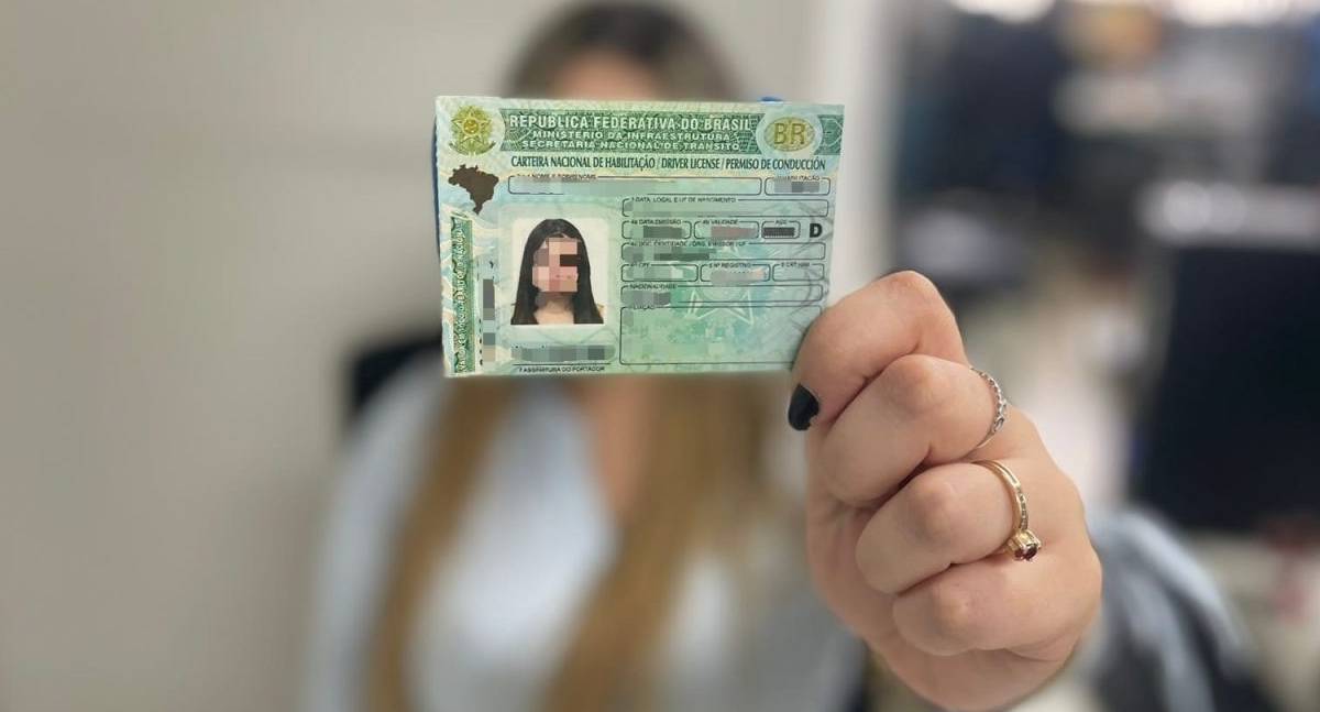 Lei Federal motiva requerimento da deputada Cláudia de Jesus pela CNH Social em Rondônia