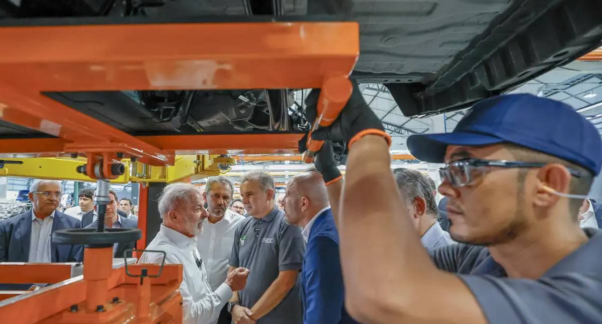 Lula celebra queda da pobreza e liga resultado à menor inflação e maiores salários