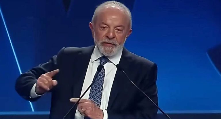 Lula diz que fim de sanção a Alexandre de Moraes é bom para o Brasil