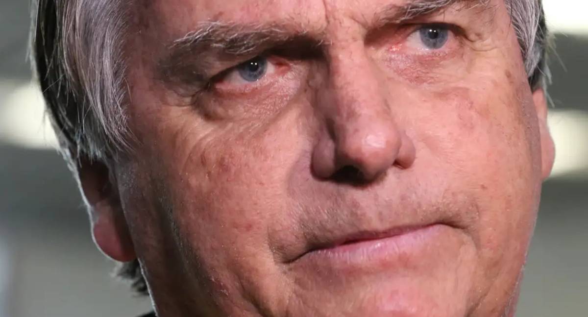 Moraes mantém condenação de Bolsonaro por trama golpista