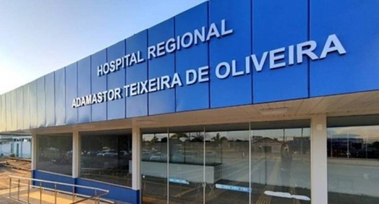 Mulher é encontrada inconsciente em residência após ingerir medicamentos
