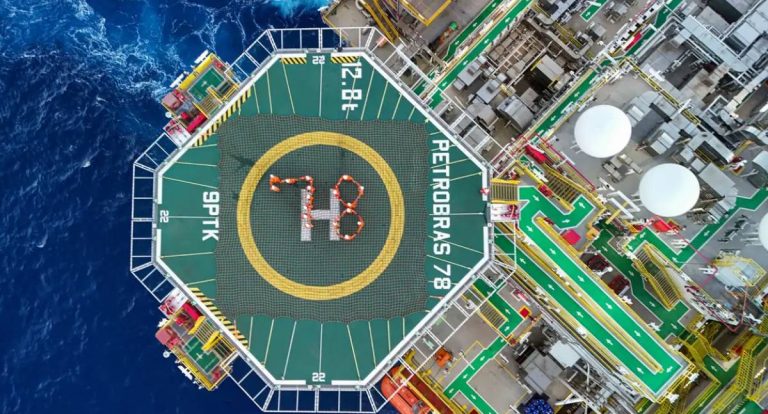 Petrobras recebe autorização para operar nova plataforma no pré-sal