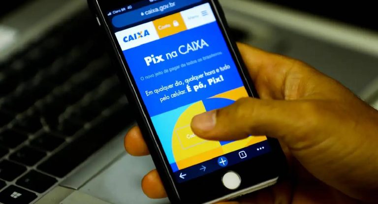 Nova geração do A60 reforça portfólio de articulados da Volvo CE